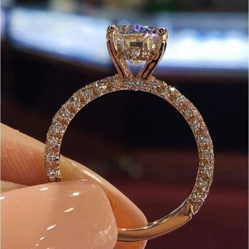 Elegant 1ct Diamond Ring